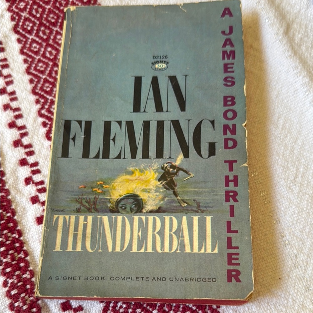 Ian Fleming Thunderball Book vintage paperback